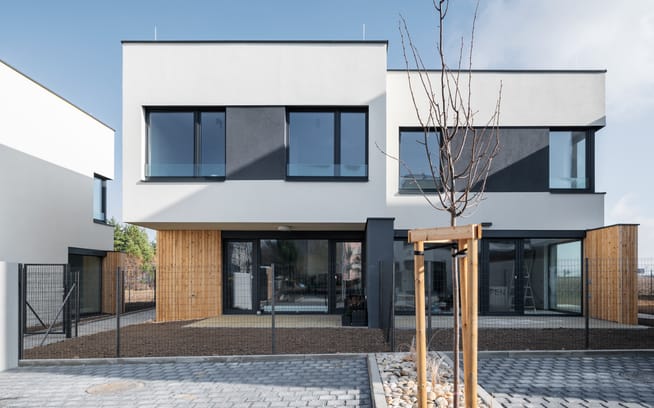 Villa Resort Kolovraty – rodinné domy Praha 10 – Kolovraty