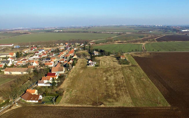 Pozemky Úhonice – pozemky Úhonice, okres Praha-západ