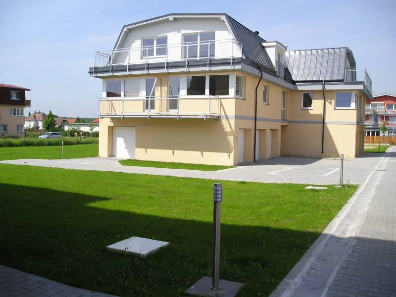 Viladomy Račiněveská II – nové byty Praha 9 – Újezd nad Lesy – foto 1