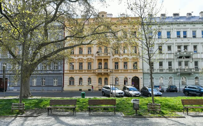 Peckova 11