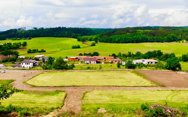 Stavební pozemky Holý vrch – pozemky Hluboká nad Vltavou, okres České Budějovice