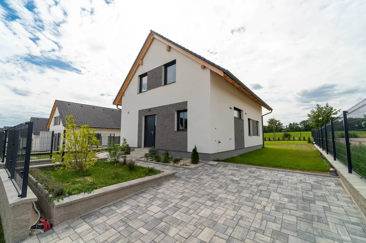 Green Resort Kunětická Hora – rodinné domy Dříteč, okres Pardubice – foto 5